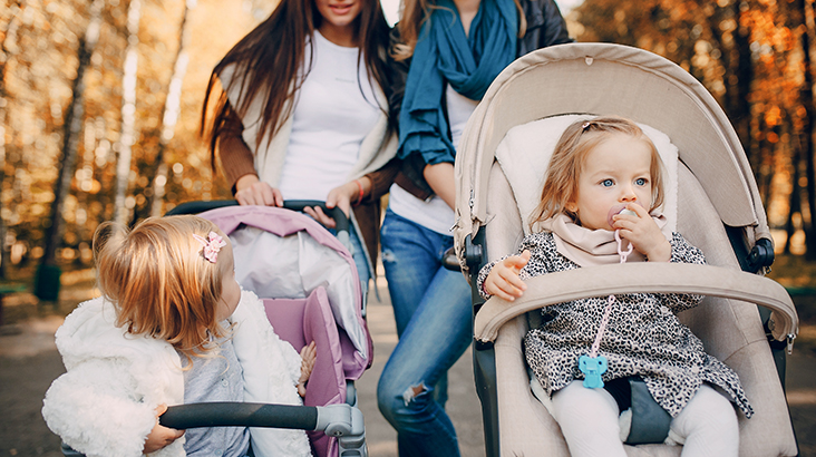 The main differences between a pram and stroller